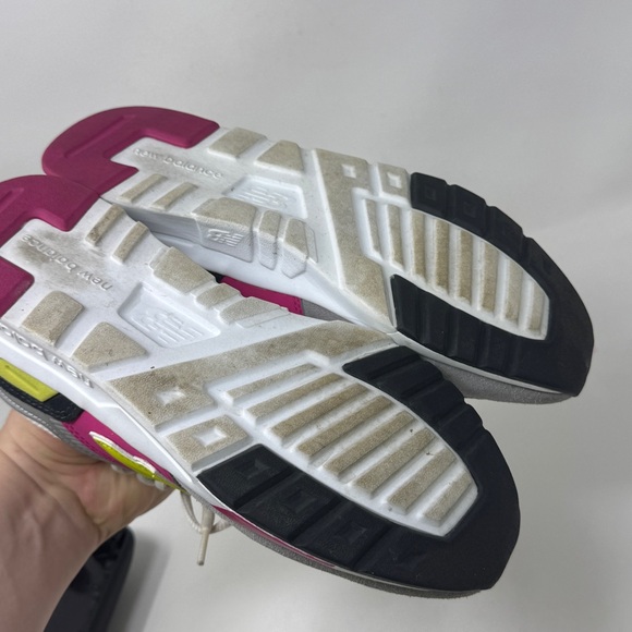 Women’s New Balance CW997HNX “Carnival Pink” sneakers sz 9 - Picture 7 of 10